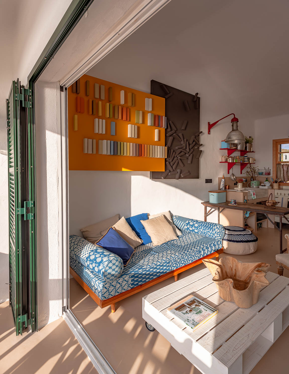 Proyecto Casas AB. Salón casa en Fornells (Menorca)
