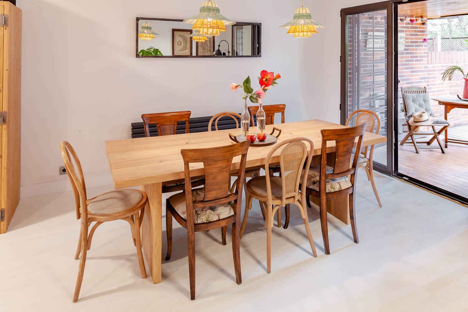 Decoración casa en Las Rozas. Detalle mesa de comedor