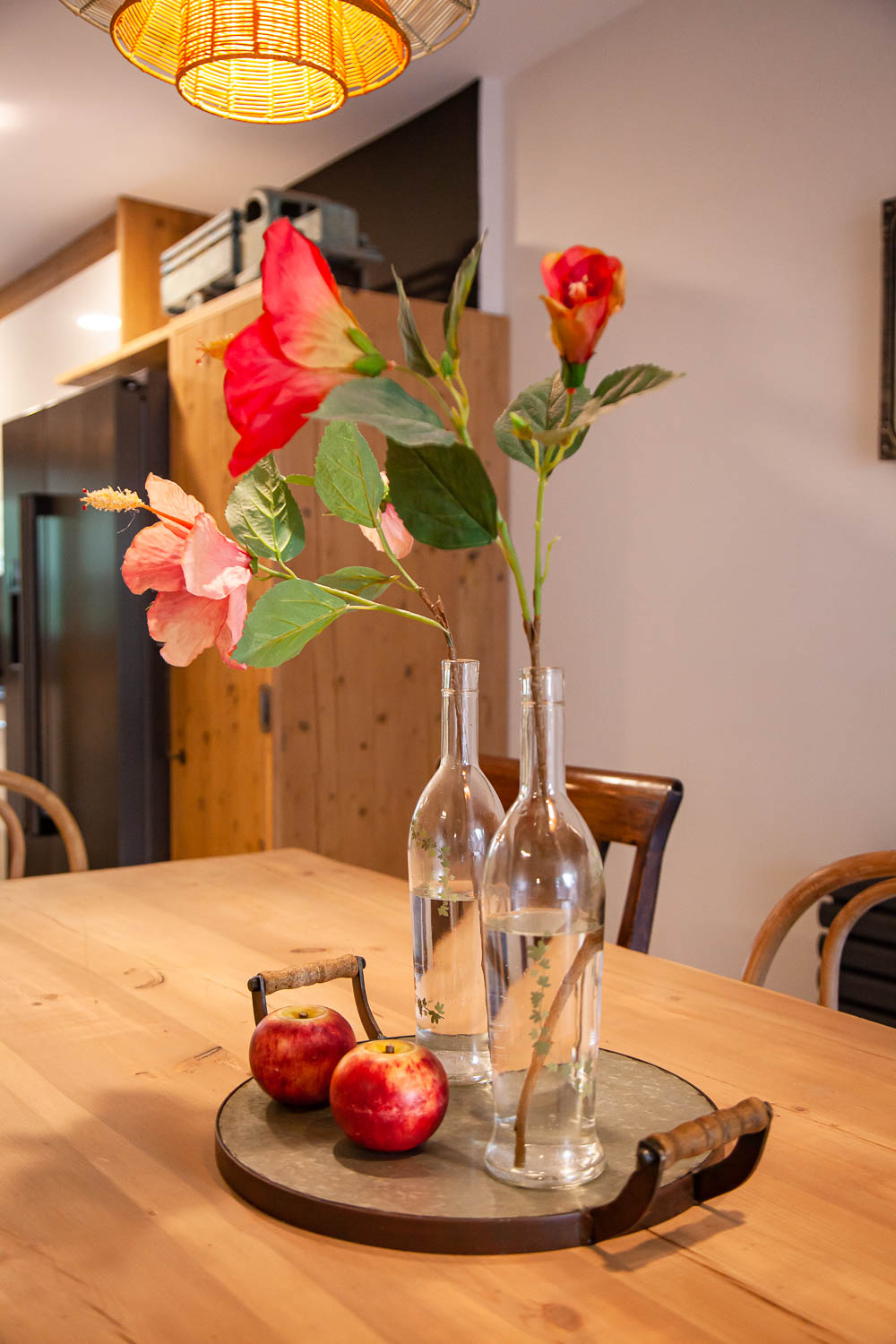 Decoración casa en Las Rozas. Detalle mesa de comedor