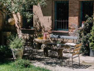 Casas AB at garden